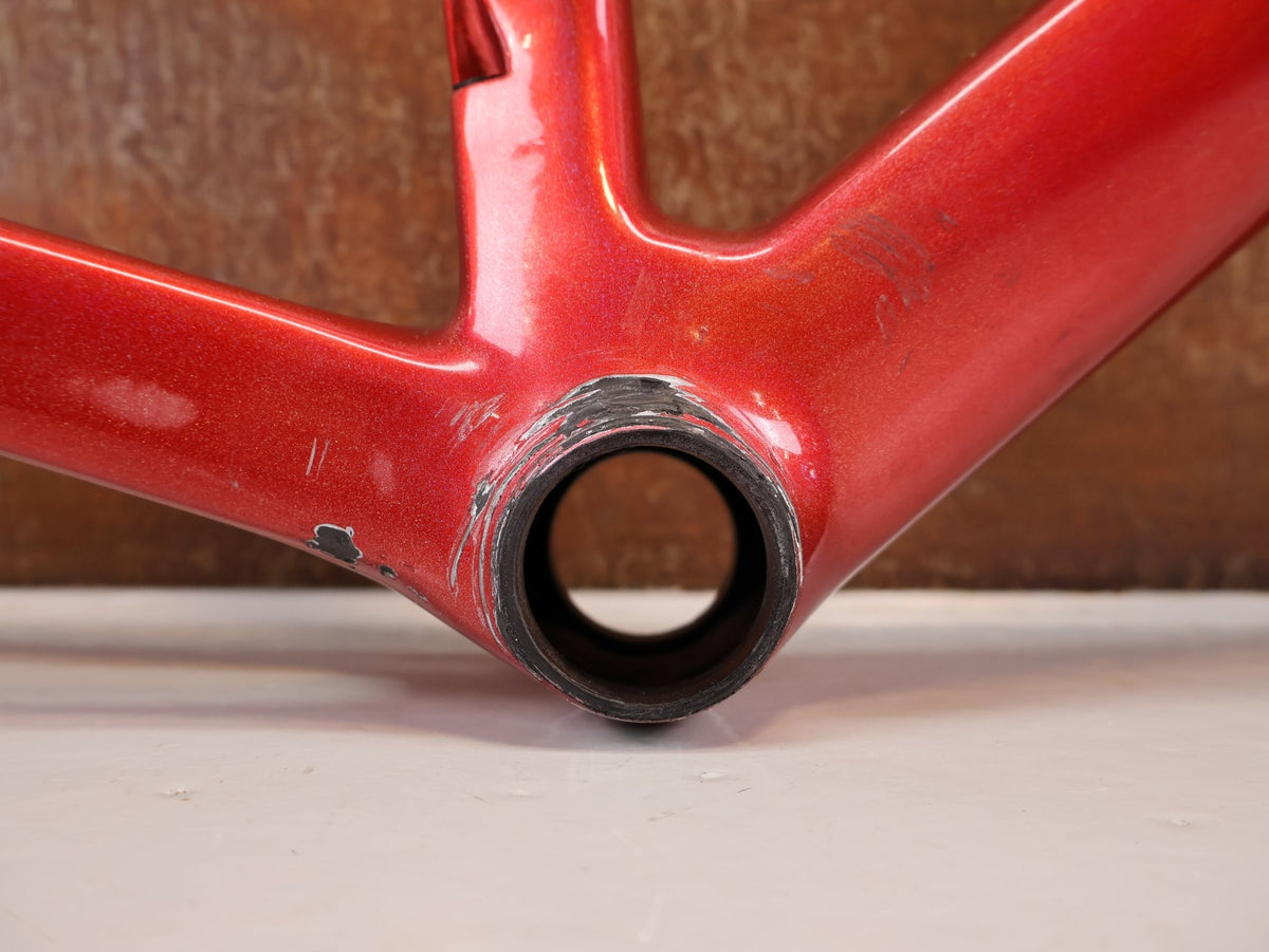 Rennradrahmen von BMC, BMC Teammachine SLR Carbon Rahmenset Gr 54 1820g Disc / Bastlerware vor USEDBIKES-OB.DE Hintergrund