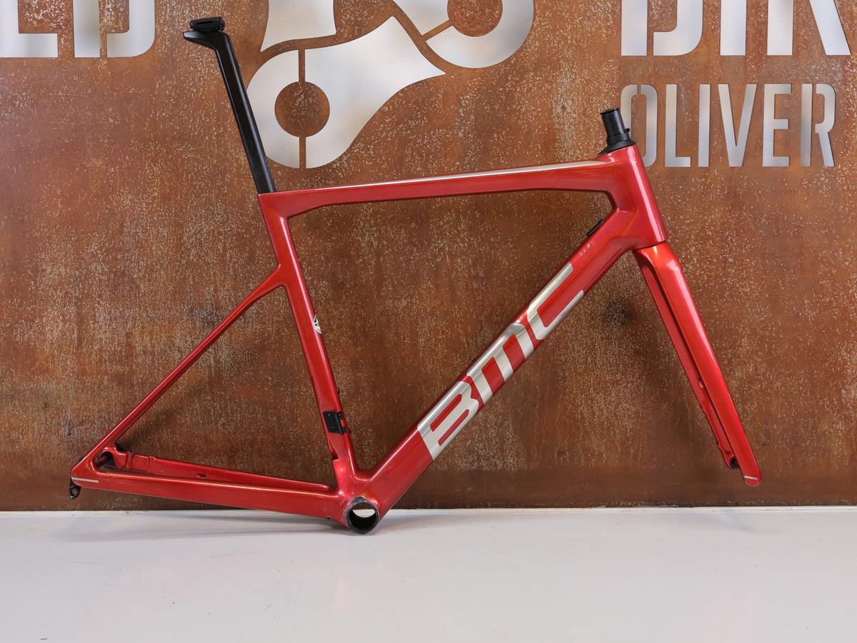 Rennradrahmen von BMC, BMC Teammachine SLR Carbon Rahmenset Gr 54 1820g Disc / Bastlerware vor USEDBIKES-OB.DE Hintergrund