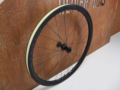 Laufrad/Laufradsatz von Bontrager, BONTRAGER AEOLUS PRO 3V CARBON LAUFRADSATZ / 25 MM INNENWEITE / RAPID DRIVE 108 / XDR vor USEDBIKES - OB.DE Hintergrund