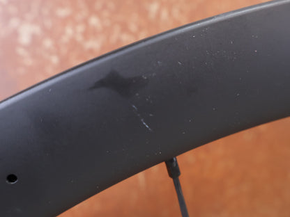 Laufrad/Laufradsatz von Bontrager, BONTRAGER AEOLUS PRO 3V CARBON LAUFRADSATZ XDR 25MM 1575G vor USEDBIKES-OB.DE Hintergrund