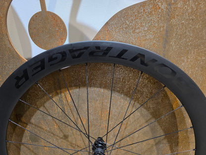 Laufrad/Laufradsatz von Bontrager, BONTRAGER AEOLUS PRO 51 TLR LAUFRADSATZ DISC vor USEDBIKES - OB.DE Hintergrund