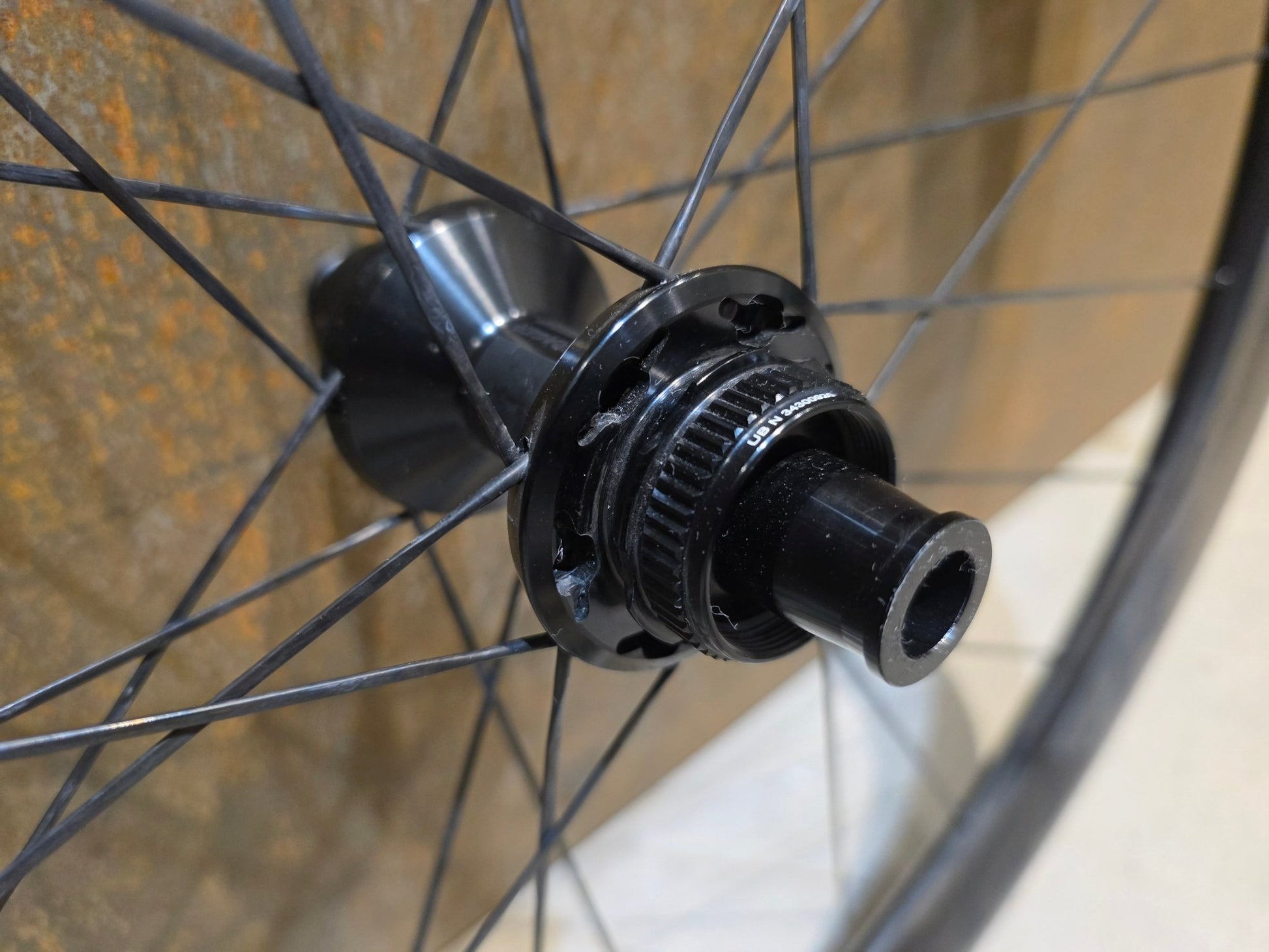 Laufrad/Laufradsatz von Bontrager, BONTRAGER AEOLUS RSL 51 TLR LAUFRADSATZ DISC in variant_title vor USEDBIKES - OB.DE Hintergrund