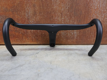 Lenker von Trek, BONTRAGER AEOLUS RSL VR - C – PRO TEAM BARSTEM 380/380 × 120 MM – LIDL - TREK SONDERANFERTIGUNG vor USEDBIKES - OB.DE Hintergrund