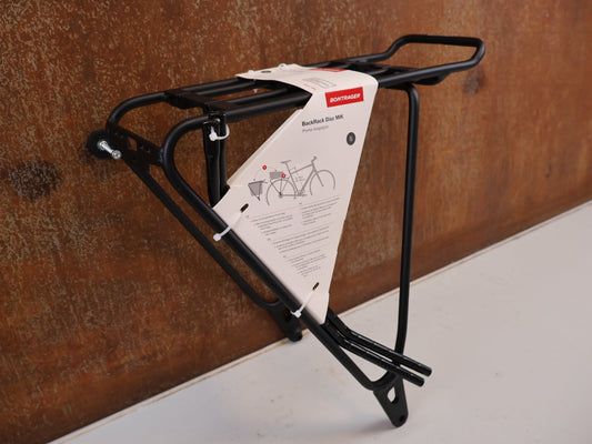 Schutzbleche, Gepäckträger & Körbe von Bontrager, BONTRAGER BACKRACK DISC MIK GEPÄCKTRÄGER XS-M oder M-XL / NUR 540G / BIS MAX 25KG vor USEDBIKES-OB.DE Hintergrund
