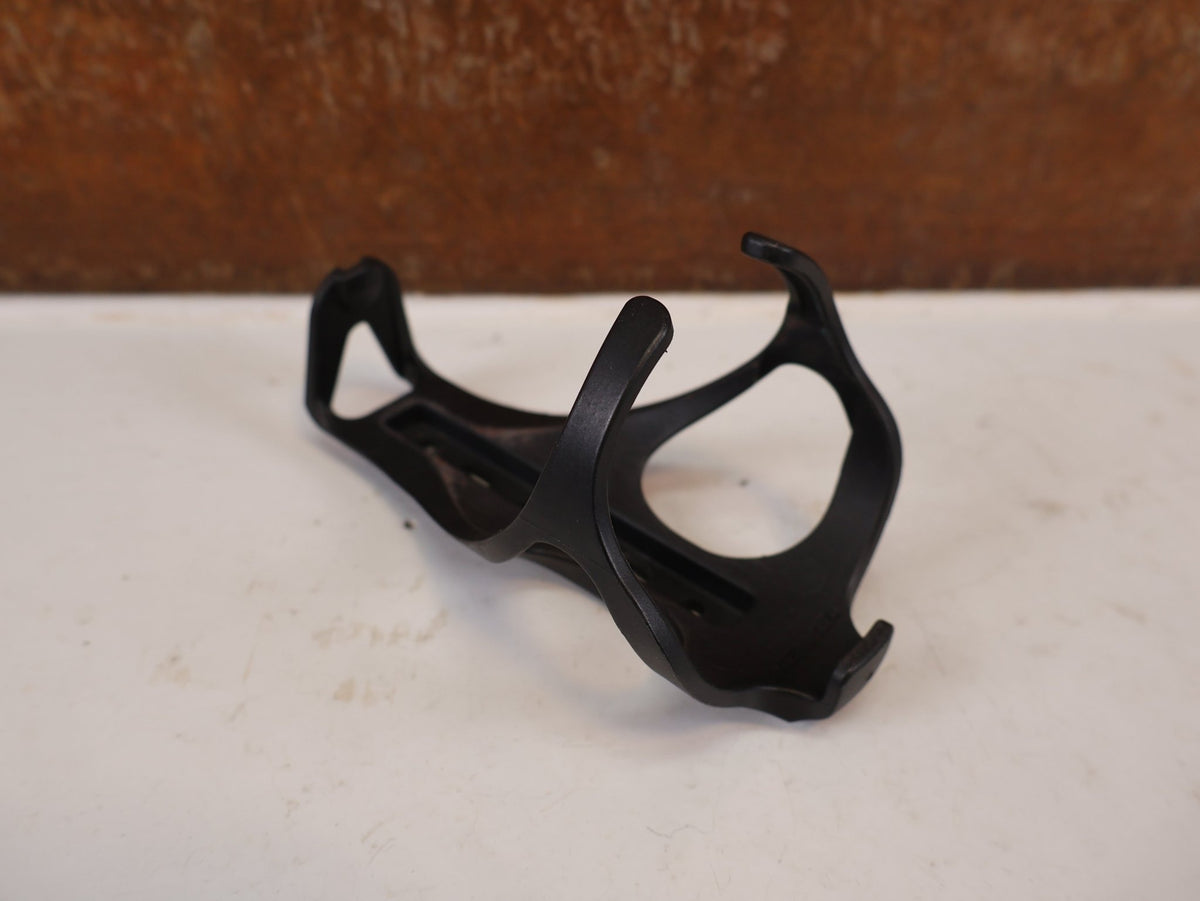 Trinkflaschen und Halter von Trek, Bontrager Bat Cage Flaschenhalter Recycled Nylon vor USEDBIKES-OB.DE Hintergrund