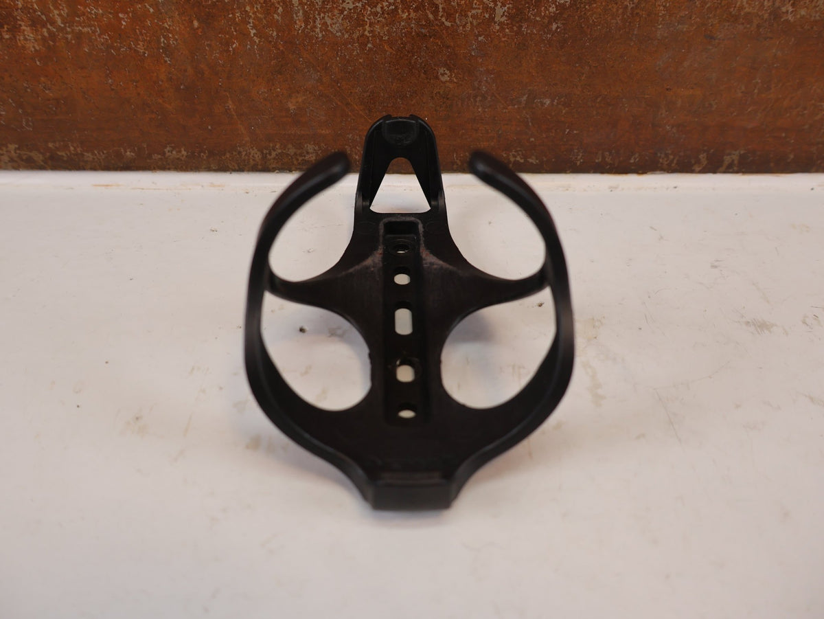 Trinkflaschen und Halter von Trek, Bontrager Bat Cage Flaschenhalter Recycled Nylon vor USEDBIKES-OB.DE Hintergrund