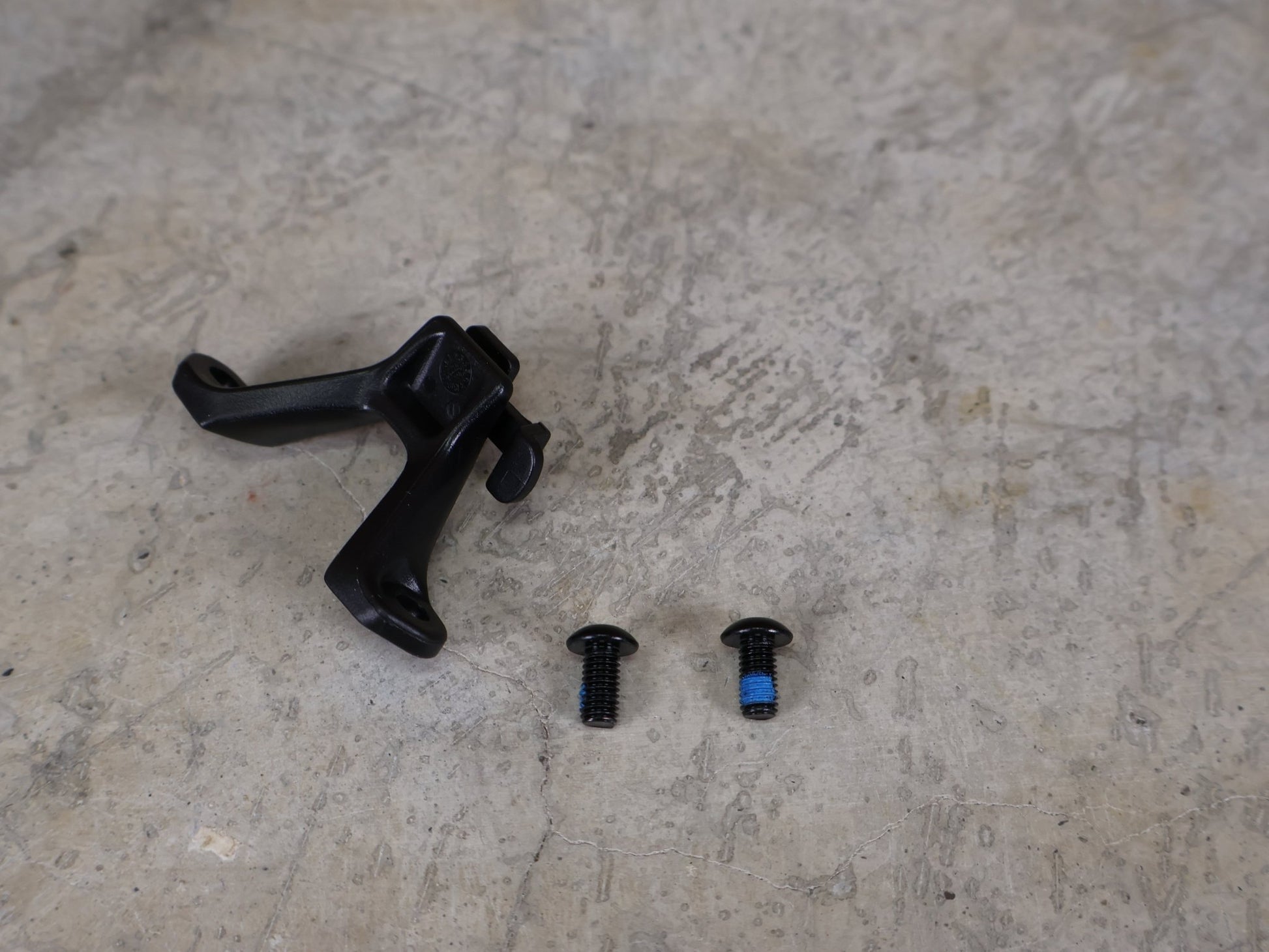 Zubehör von Trek, BONTRAGER BLENDR SATTELZUBEHÖRHALTERUNG / RÜCKLICHTHALTER – 5283888 vor USEDBIKES - OB.DE Hintergrund