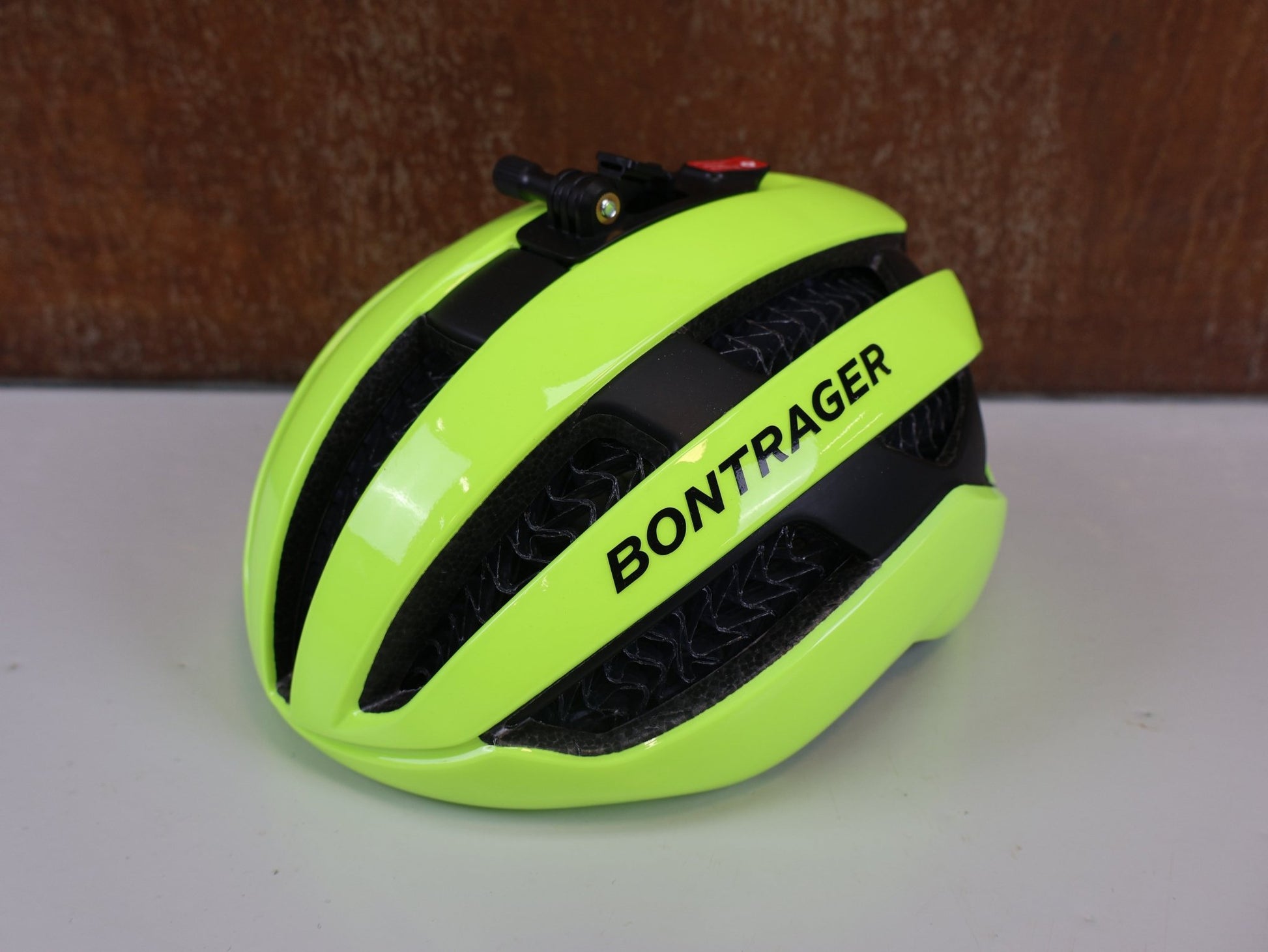 BONTRAGER CIRCUIT WAVECEL HELM / RADIOACTIVE YELLOW / GRÖSSE S / BOA-SYSTEM