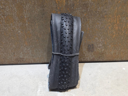 Reifen von Bontrager, BONTRAGER CX3 TEAM ISSUE CYCLOCROSS REIFEN 700 X 32MM vor USEDBIKES - OB.DE Hintergrund