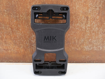Schutzbleche, Gepäckträger & Körbe von Bontrager, BONTRAGER ELECTRA MIK TRAEGERPLATTE GEPACKTRAEGER / HAN 1040849 vor USEDBIKES-OB.DE Hintergrund