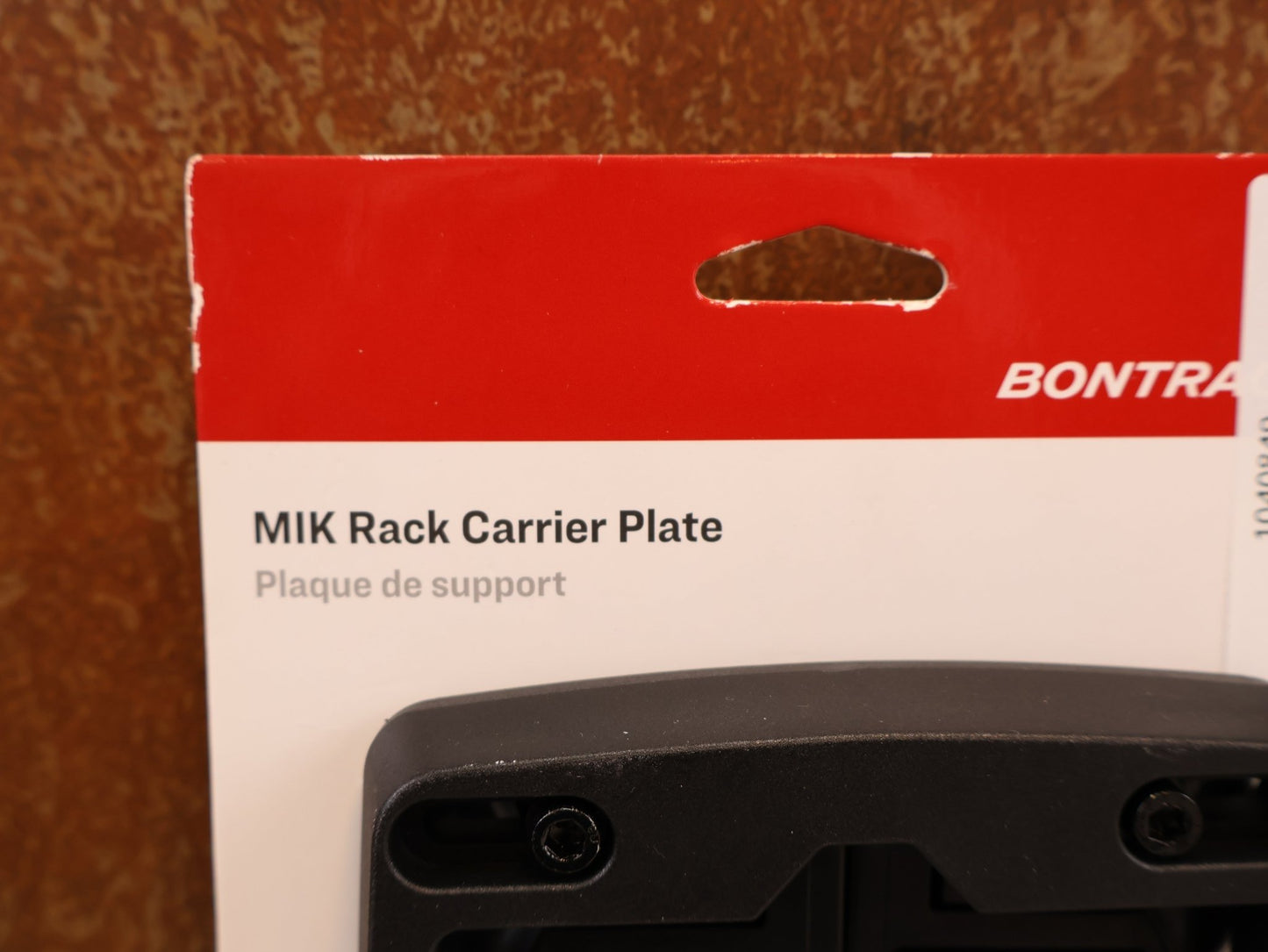 Schutzbleche, Gepäckträger & Körbe von Bontrager, BONTRAGER ELECTRA MIK TRAEGERPLATTE GEPACKTRAEGER / HAN 1040849 vor USEDBIKES-OB.DE Hintergrund