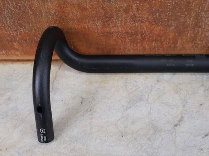 Lenker von Bontrager, BONTRAGER ELITE ISOZONE VR - SF RENNRAD LENKER 400MM vor USEDBIKES - OB.DE Hintergrund