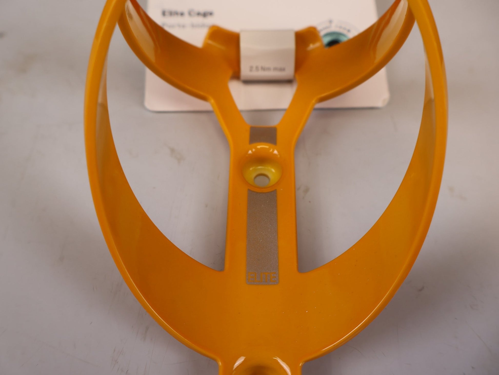 Trinkflaschen und Halter von Bontrager, BONTRAGER ELITE RECYCLED FLASCHENHALTER vor USEDBIKES-OB.DE Hintergrund