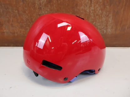 Helme von Bontrager, BONTRAGER JET WAVECEL KINDER HELM MAGENTA 50-55CM 599871 vor USEDBIKES-OB.DE Hintergrund