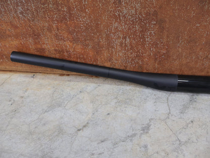 Lenker von Bontrager, BONTRAGER KOVEE XXX CARBON 35 MTB - LENKER – 720 MM / 35 MM KLEMMUNG / 133 G vor USEDBIKES - OB.DE Hintergrund