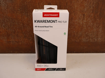 Reifen von Bontrager, BONTRAGER KWAREMONT PRO TLR RENNRADREIFEN 700X35C vor USEDBIKES-OB.DE Hintergrund