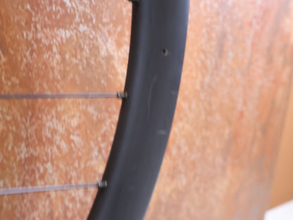 Laufrad/Laufradsatz von Bontrager, Bontrager Line Pro 30 29" Team Edition Laufradsatz DT240 DEG vor USEDBIKES-OB.DE Hintergrund