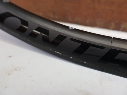 Zubehör von Bontrager, BONTRAGER PARADIGM TLR DISC 700C FELGE 28 LOCH vor USEDBIKES-OB.DE Hintergrund