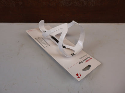 Trinkflaschen und Halter von Bontrager, BONTRAGER PRO CARBON FLASCHENHALTER WEISS vor USEDBIKES-OB.DE Hintergrund