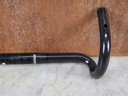 Lenker von Bontrager, BONTRAGER PRO ISOCORE VR - SF RENNRADLENKER – OCLV CARBON – 400 / 420 MM vor USEDBIKES - OB.DE Hintergrund