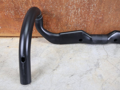 Lenker von Bontrager, BONTRAGER RSL AERO CARBON RENNRAD LENKER 370 / 400MM vor USEDBIKES - OB.DE Hintergrund