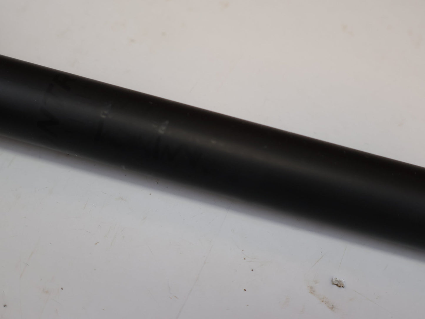Lenker von Bontrager, BONTRAGER RSL MTB LENKER-VORBAU EINHEIT 7300MM X 70MM CARBON vor USEDBIKES-OB.DE Hintergrund