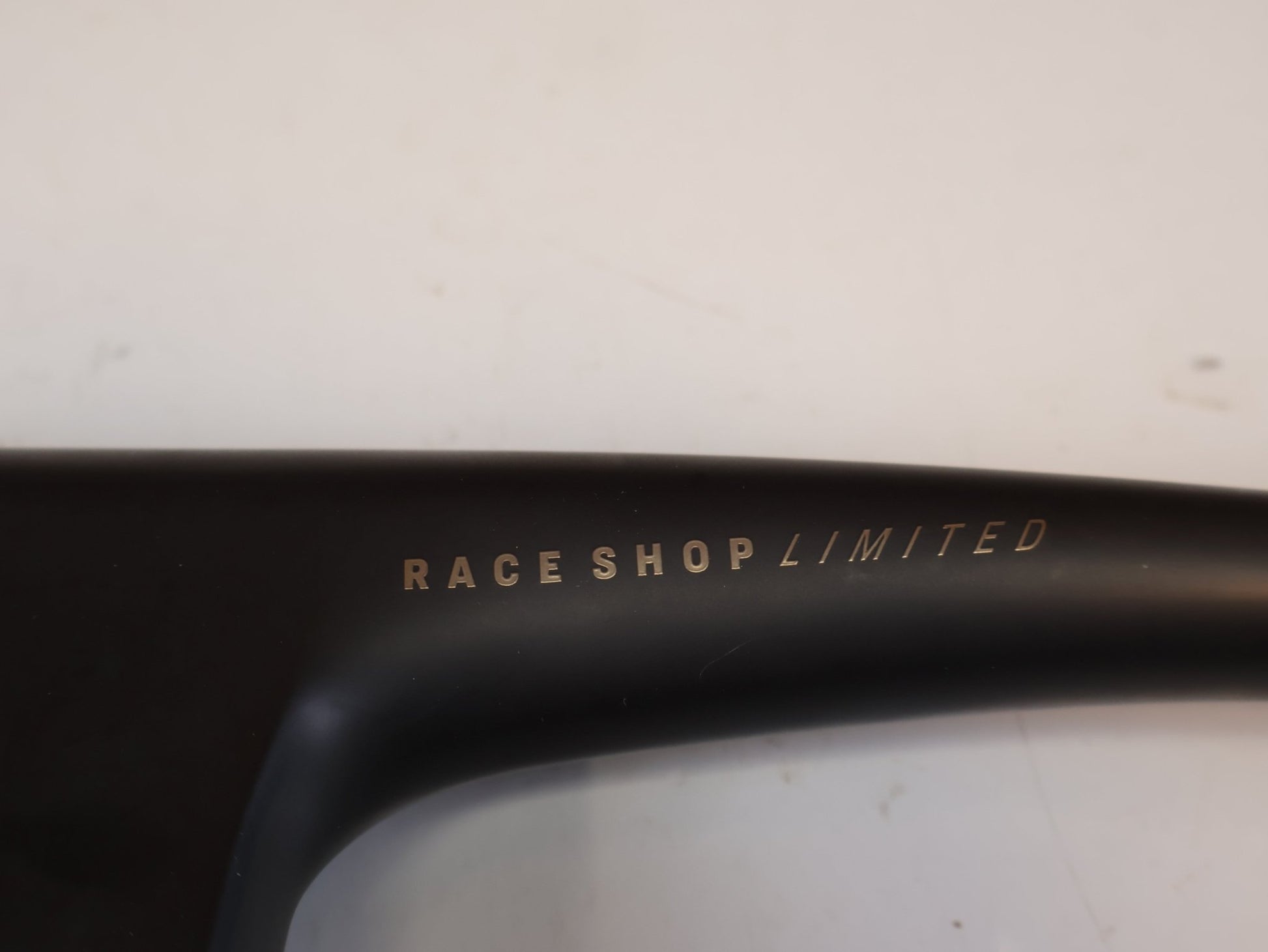 Lenker von Bontrager, BONTRAGER RSL MTB LENKER-VORBAU EINHEIT 7300MM X 70MM CARBON vor USEDBIKES-OB.DE Hintergrund
