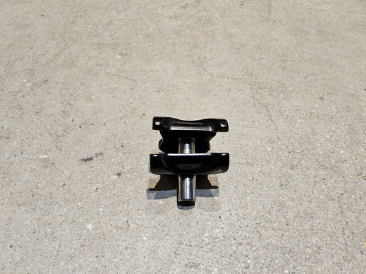Zubehör von Richtey, BONTRAGER SATTELKLEMMSTÜCKE FÜR DREHKOPFSATTELSTÜTZE / 7 X 7MM in variant_title vor USEDBIKES - OB.DE Hintergrund