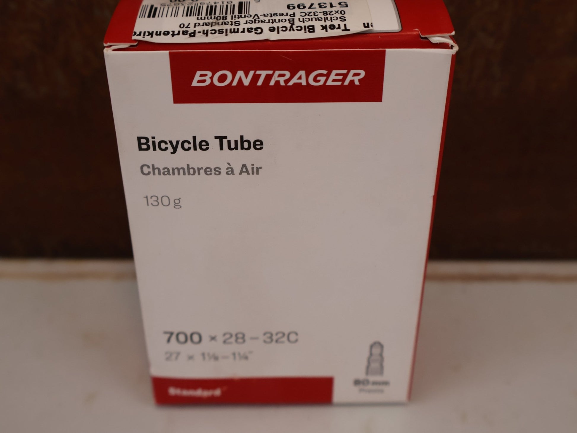 Reifen von Bontrager, BONTRAGER SCHLAUCH 28 ZOLL PRESTA SV VENTIL 80MM / HAN 513799 vor USEDBIKES-OB.DE Hintergrund
