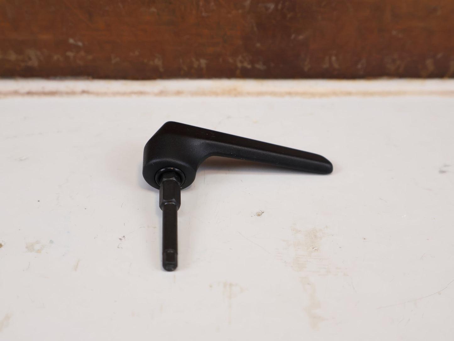 Zubehör von Bontrager, BONTRAGER SWITCH LEVER PRO TOOL STECKACHSE HEBEL 4/6MM W5312899 vor USEDBIKES-OB.DE Hintergrund