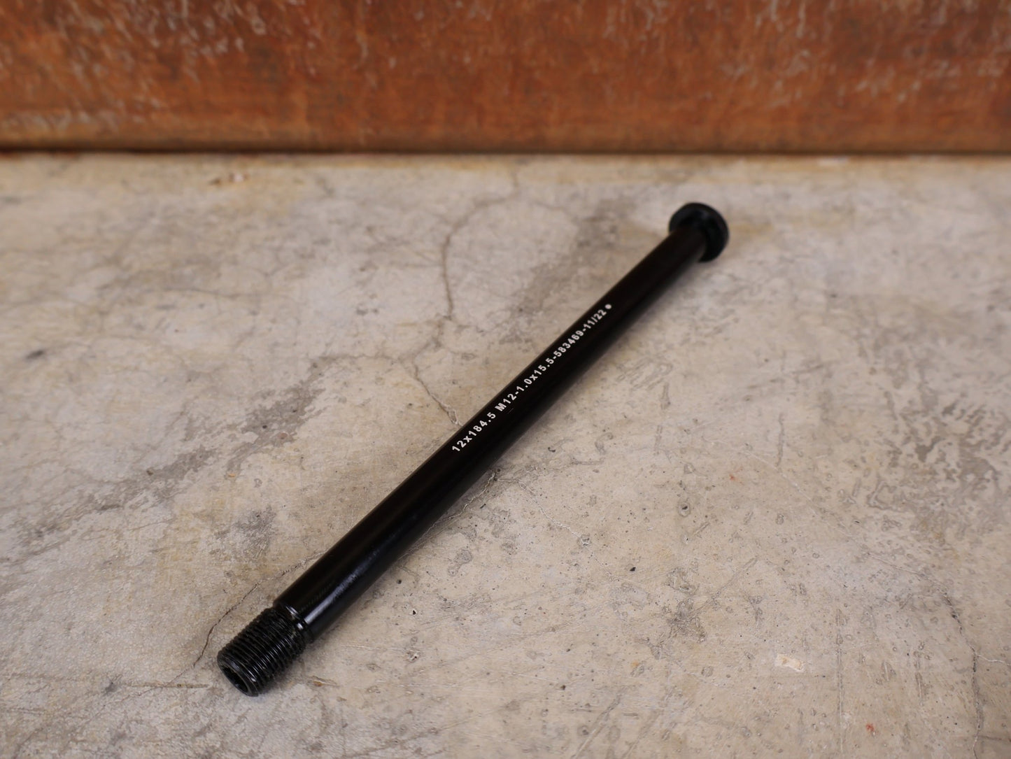 Zubehör von Trek, BONTRAGER SWITCH LEVER REAR THRU AXLE / M12 × 1,0 vor USEDBIKES - OB.DE Hintergrund