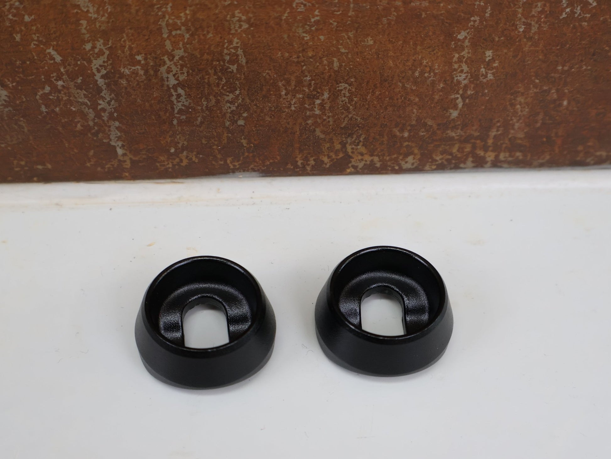 Zubehör von Bontrager, BONTRAGER TEILEKIT SATTELSTÜTZE / 7 X 7 MM / DREHKOPF - KLEMMUNG / TREK / 272628 vor USEDBIKES - OB.DE Hintergrund