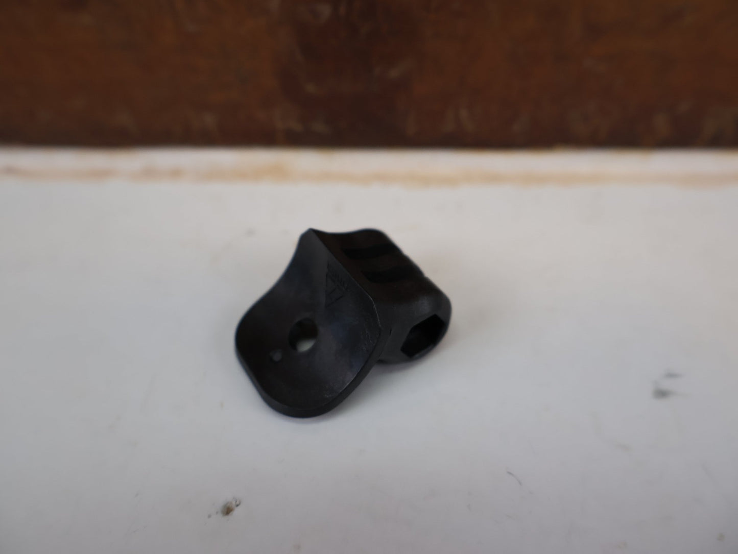 Vorbau von Bontrager, BONTRAGER XXX BLENDR MONO BASE RENNADLENKER-VORBAU-HALTUNG / 541150 vor USEDBIKES-OB.DE Hintergrund
