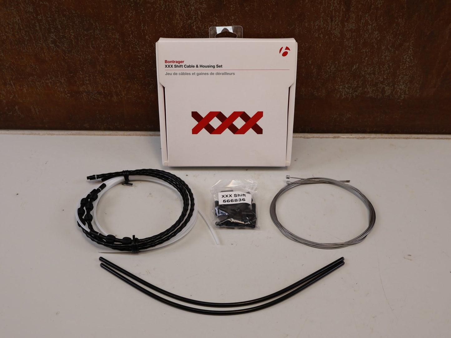 Zubehör von Bontrager, BONTRAGER XXX SCHALTZUG SET / LIGHTWEIGHT ALUMINIUM LINK KIT / SHIMANO SRAM UNIVERSAL vor USEDBIKES-OB.DE Hintergrund
