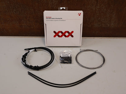 Zubehör von Bontrager, BONTRAGER XXX SCHALTZUG SET / LIGHTWEIGHT ALUMINIUM LINK KIT / SHIMANO SRAM UNIVERSAL vor USEDBIKES-OB.DE Hintergrund