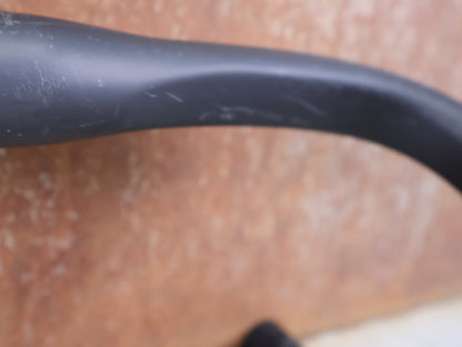 Lenker von Bontrager, BONTRAGER XXX VR - C RENNRADLENKER – OCLV CARBON – LIDL - TREK TEAM EDITION – 400MM / BASTLERWARE vor USEDBIKES - OB.DE Hintergrund