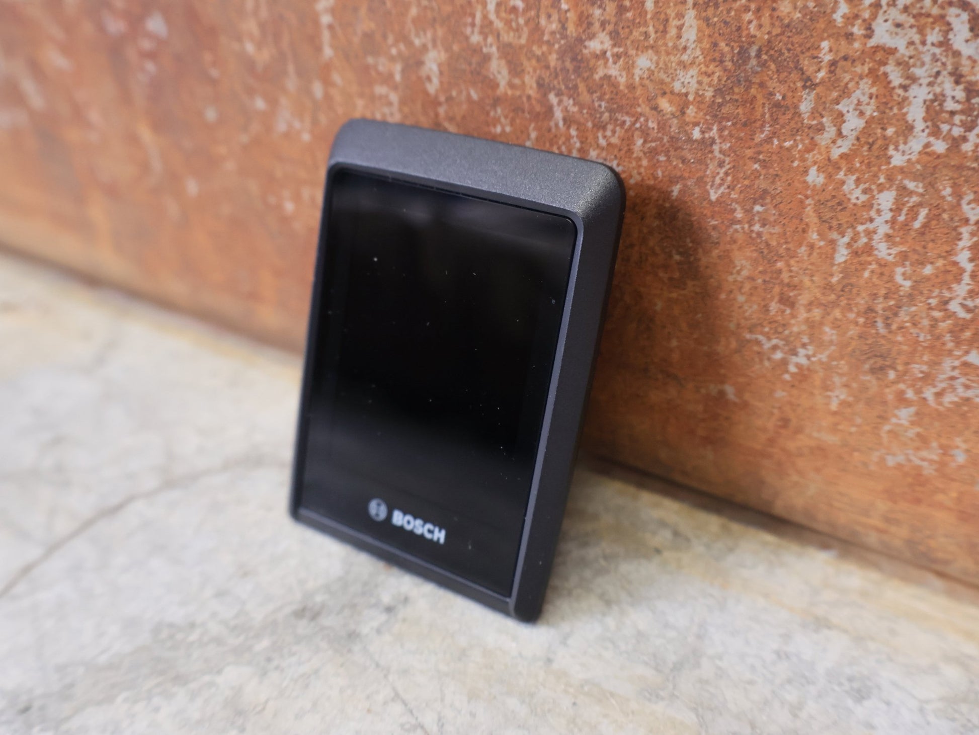 Fahrradcomputer & Sensoren von Bosch, BOSCH KIOX 300 EBIKE DISPLAY – SMART SYSTEM vor USEDBIKES - OB.DE Hintergrund