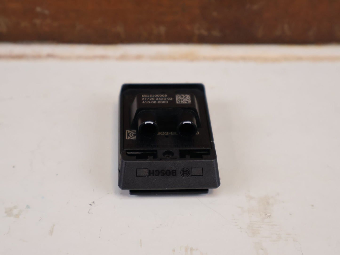 Zubehör von Bosch, BOSCH SMART SYSTEM DISPLAY AUFNAHME KABEL VORNE BDS3250 EB13100009 vor USEDBIKES-OB.DE Hintergrund