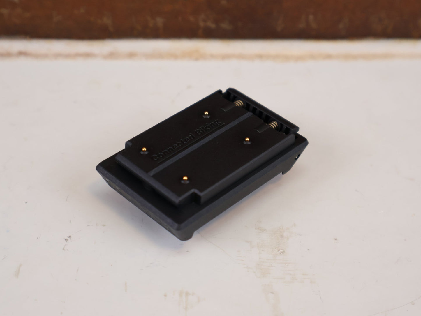 Zubehör von Bosch, BOSCH SMART SYSTEM DISPLAY AUFNAHME KABEL VORNE BDS3250 EB13100009 vor USEDBIKES-OB.DE Hintergrund
