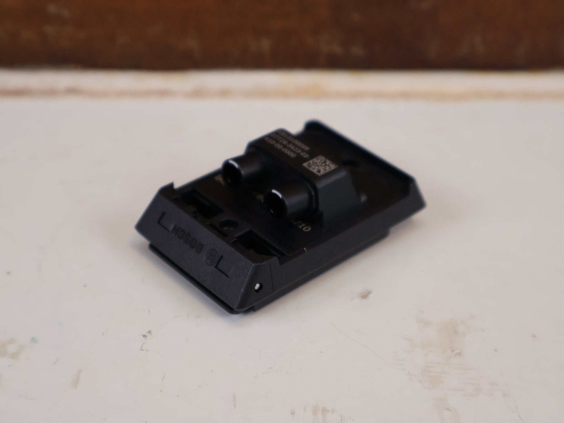 Zubehör von Bosch, BOSCH SMART SYSTEM DISPLAY AUFNAHME KABEL VORNE BDS3250 EB13100009 vor USEDBIKES-OB.DE Hintergrund
