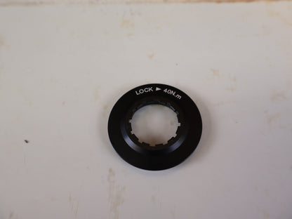 Bremsscheibe von Sram, BREMSSCHEIBE SRAM CENTERLINE XR ROUNDED CENTERLOCK / 140MM vor USEDBIKES-OB.DE Hintergrund