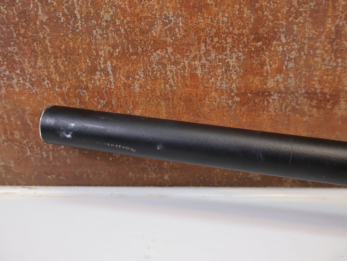 Lenker von Burgtec, Burgtec Ride Wide Alloy DH Lenker 35mm 30mm Rise 760mm vor USEDBIKES-OB.DE Hintergrund