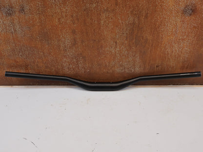 Lenker von Burgtec, Burgtec Ride Wide Alloy DH Lenker 35mm 30mm Rise 770mm vor USEDBIKES-OB.DE Hintergrund