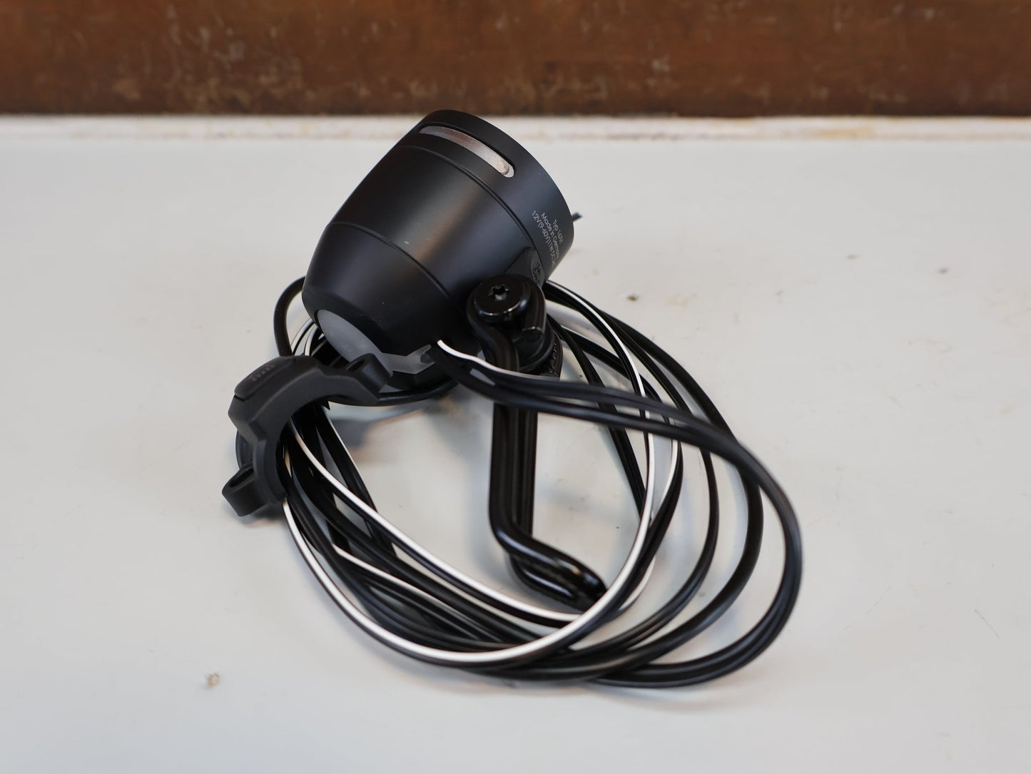 Sonstiges von busch+müller, BUSCH MÜLLER IQ-XS E HIGHBEAM / E-BIKE SCHEINWERFER / 150 LUX / FERNLICHT vor USEDBIKES-OB.DE Hintergrund