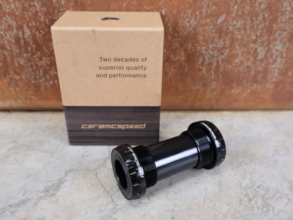 Innenlager von Ceramicspeed, CERAMICSPEED BSA INNENLAGER SHIMANO ROAD / 68 MM – 24 MM ACHSE – COATED LAGER vor USEDBIKES - OB.DE Hintergrund