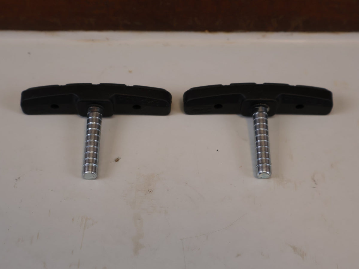 Bremsbelag von Contec, CONTEC C STOP CANTILEVER BREMSSCHUHE 70MM 1 PAAR vor USEDBIKES-OB.DE Hintergrund