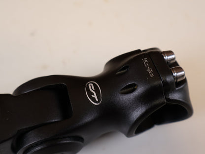 Zubehör von Contec, CONTEC TARANTULA VORBAU VERSTELLBAR 90MM 25 4MM SCHWARZ vor USEDBIKES-OB.DE Hintergrund