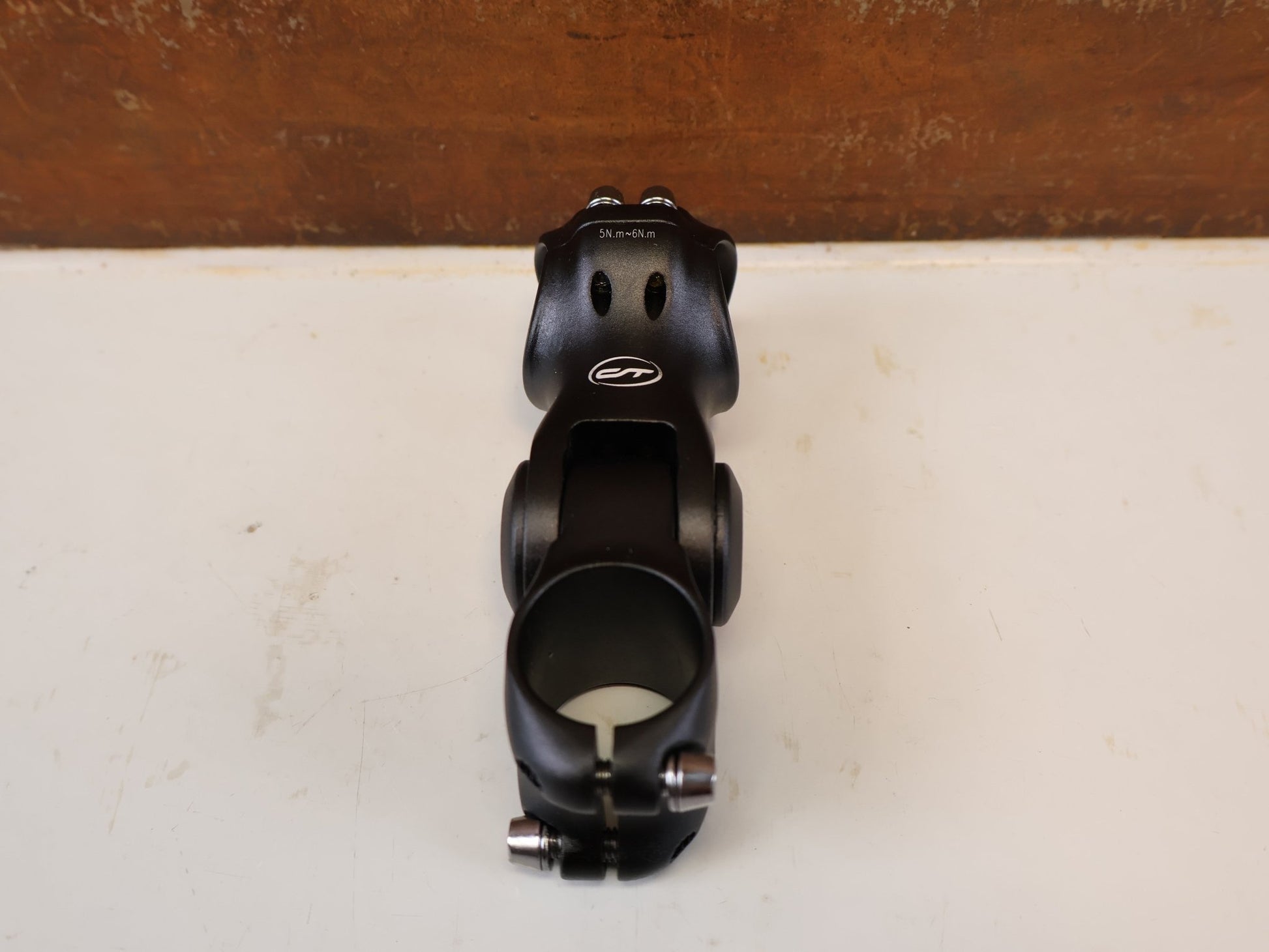 Zubehör von Contec, CONTEC TARANTULA VORBAU VERSTELLBAR 90MM 25 4MM SCHWARZ vor USEDBIKES-OB.DE Hintergrund