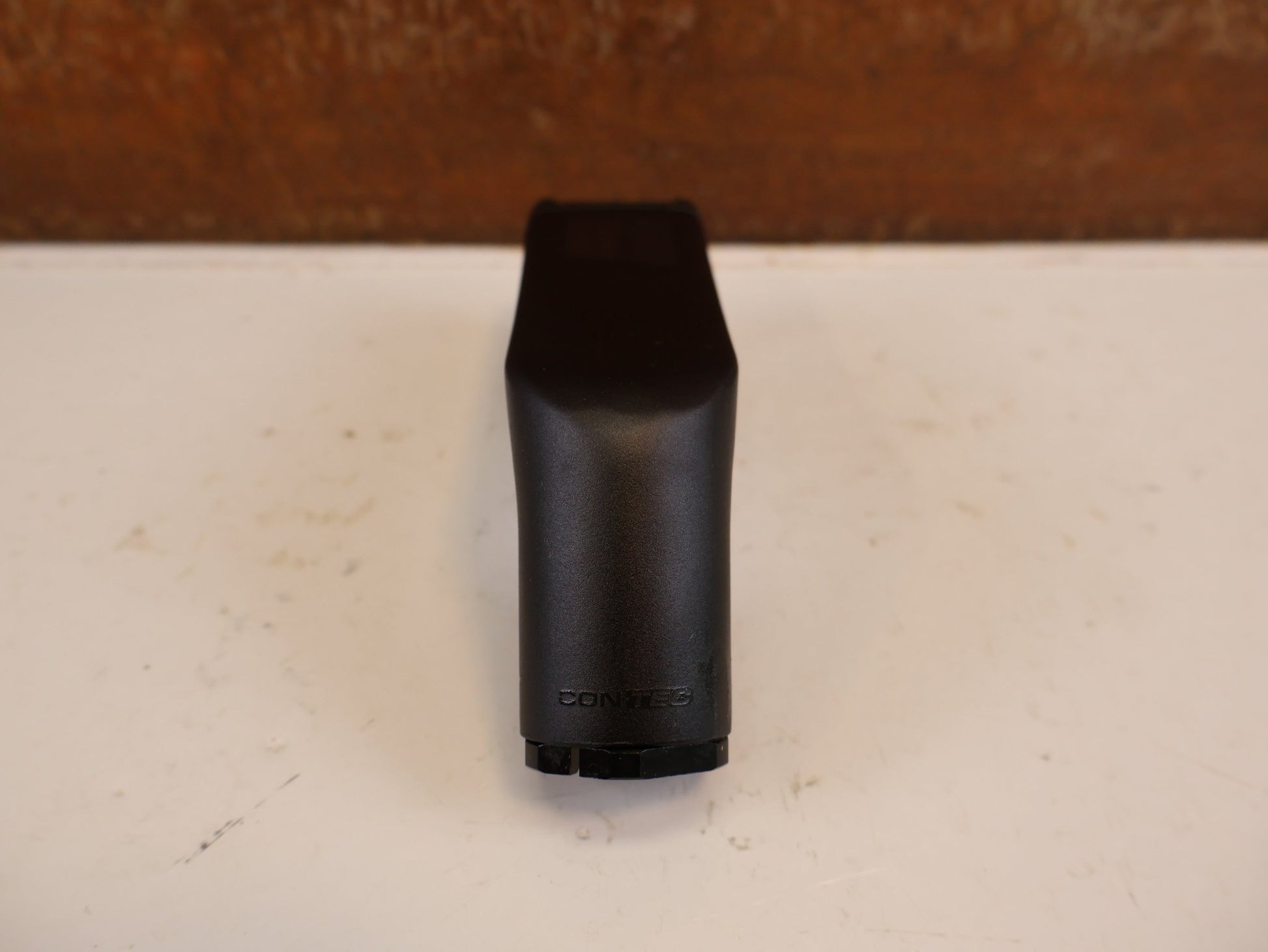 Vorbau von Contec, CONTEC UEDA FIX VORBAU AHEAD 31.8 MM 110 MM 30 GRAD vor USEDBIKES-OB.DE Hintergrund