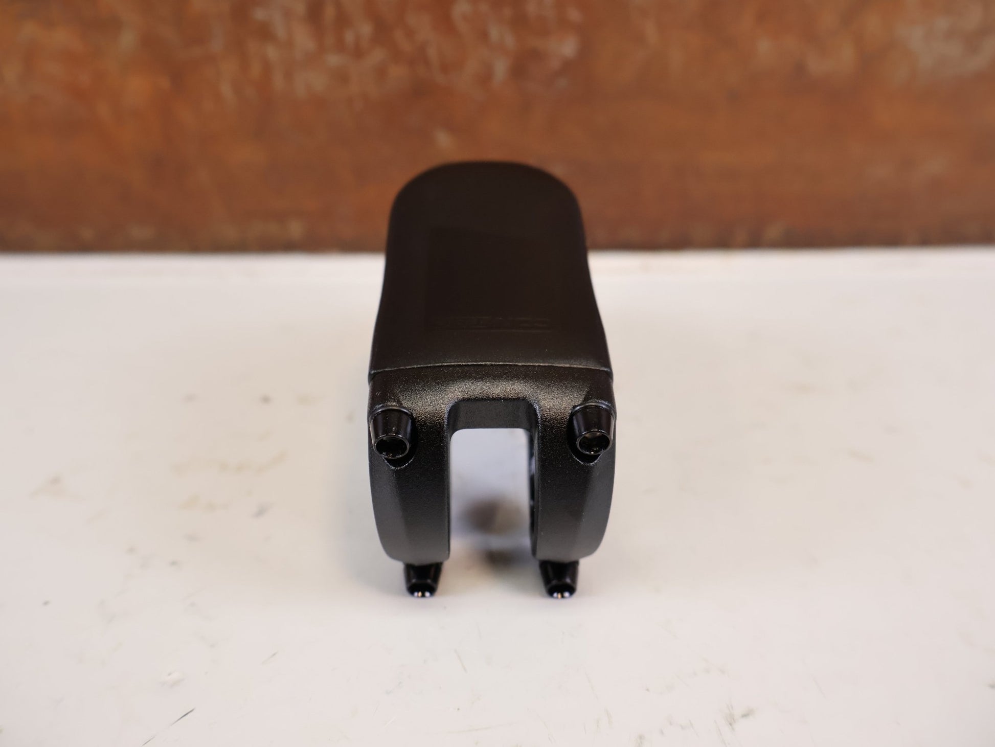 Vorbau von Contec, CONTEC UEDA FIX VORBAU AHEAD 31.8 MM 70 MM 30 GRAD vor USEDBIKES-OB.DE Hintergrund